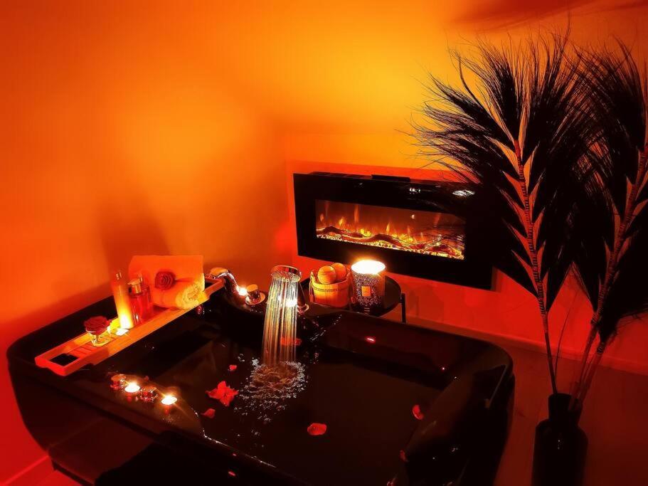 Logement Romantique Et Cosy Шарлеруа Экстерьер фото